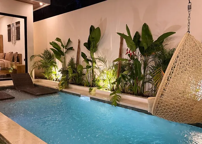 House Of Rakiki - 2 Bedrooms Private In Close To - Small Construction Next Door * Legian (Bali)
