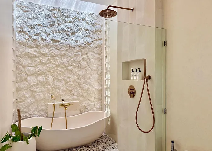 House Of Rakiki - 2 Bedrooms Private In Close To - Small Construction Next Door Villa